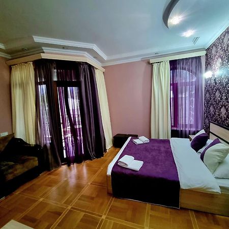 Rubin Hotel Goris Extérieur photo