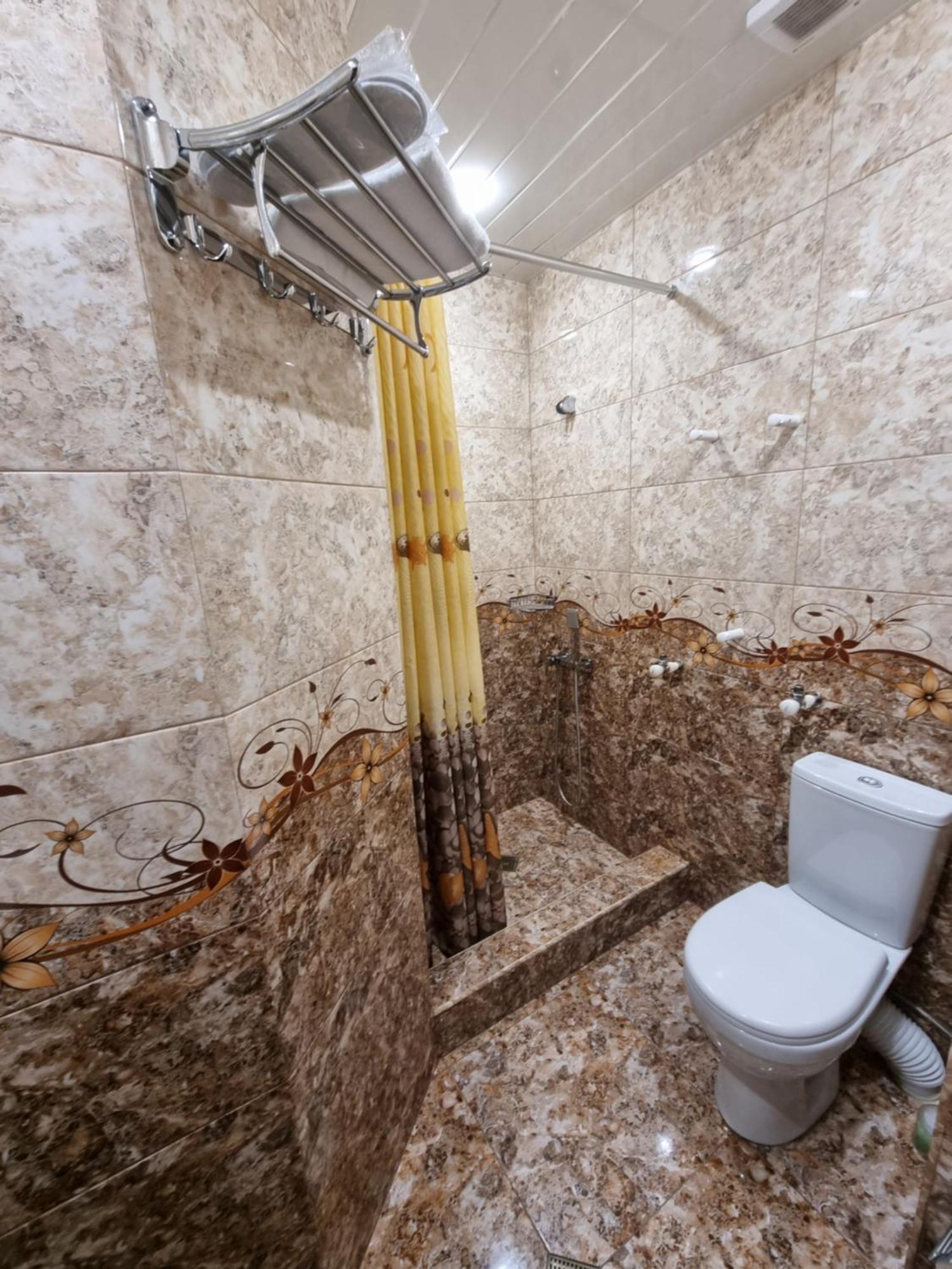 Rubin Hotel Goris Extérieur photo