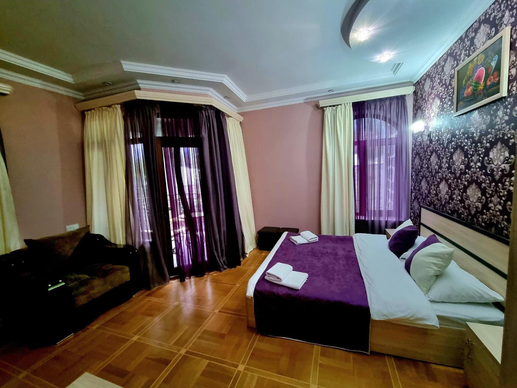 Rubin Hotel Goris Extérieur photo